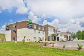 Holiday Inn Express & Suites Salem, an IHG Hotel